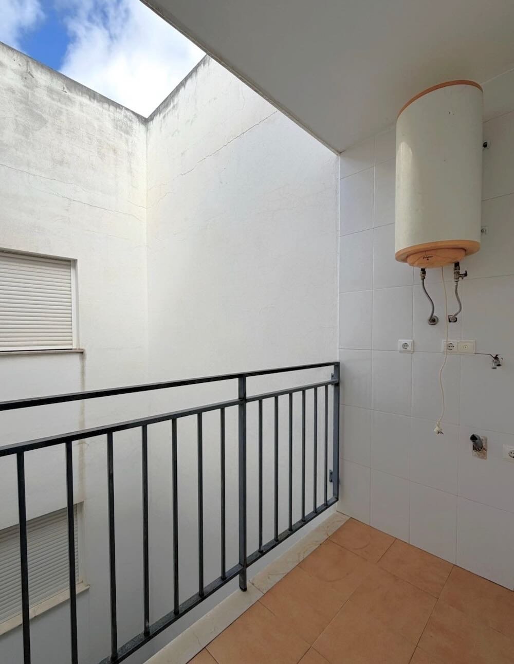 Property 2463 - Image 15